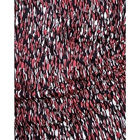 Red Faux Wrap Blouse XL 3/4 Sleeve Print EUC Goth Grunge Classic Workwear - Picture 4 of 7